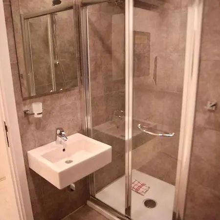 Leon - Highly Modern Apartamento Sliema