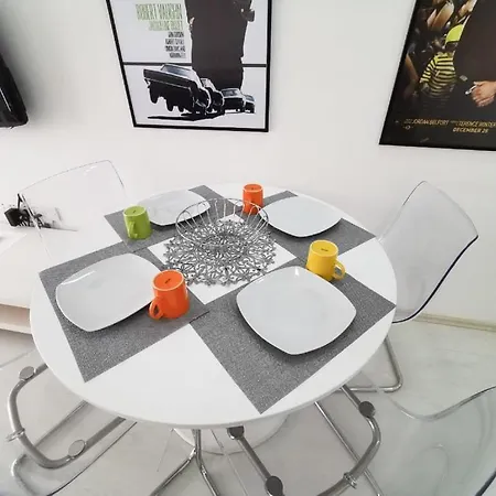 Leon - Highly Modern Apartamento